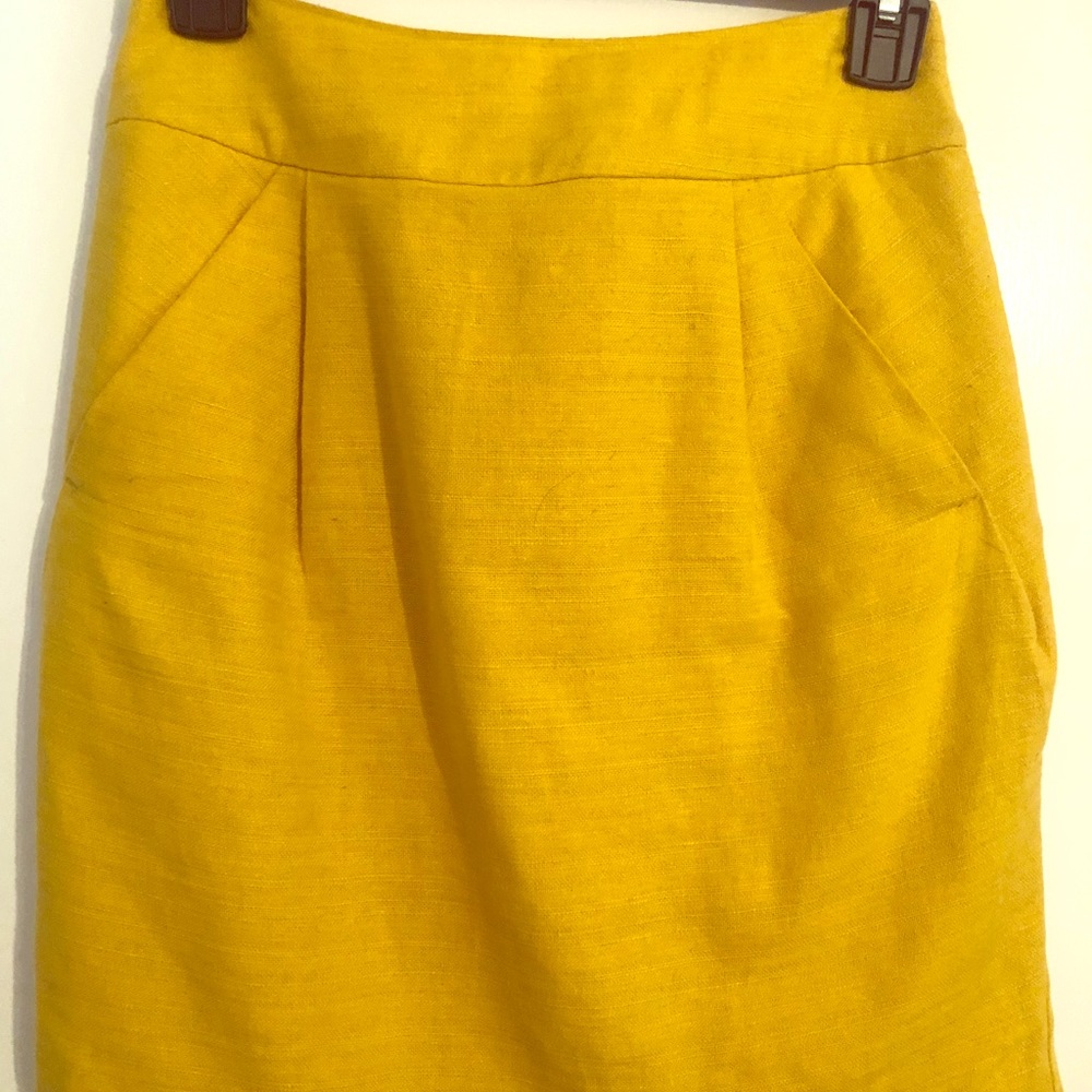 Forever 21 Mustard colored Linen skirt
